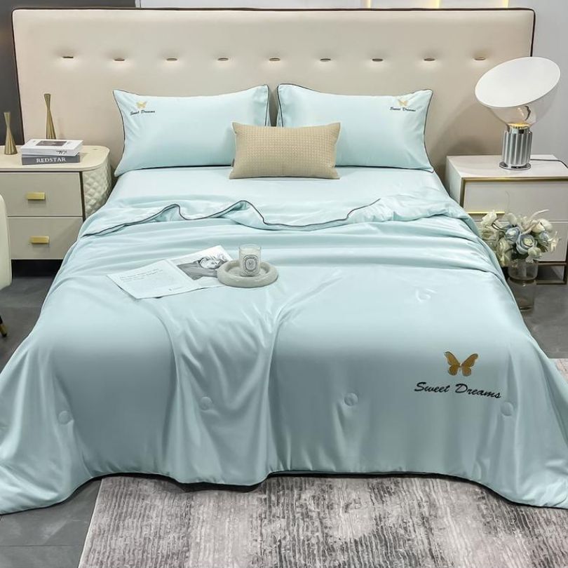 Lenjerie de Pat din Matase cu Pilota – 4 Piese: Eleganta si Rasfat în Dormitorul Tau | COD 0854-S